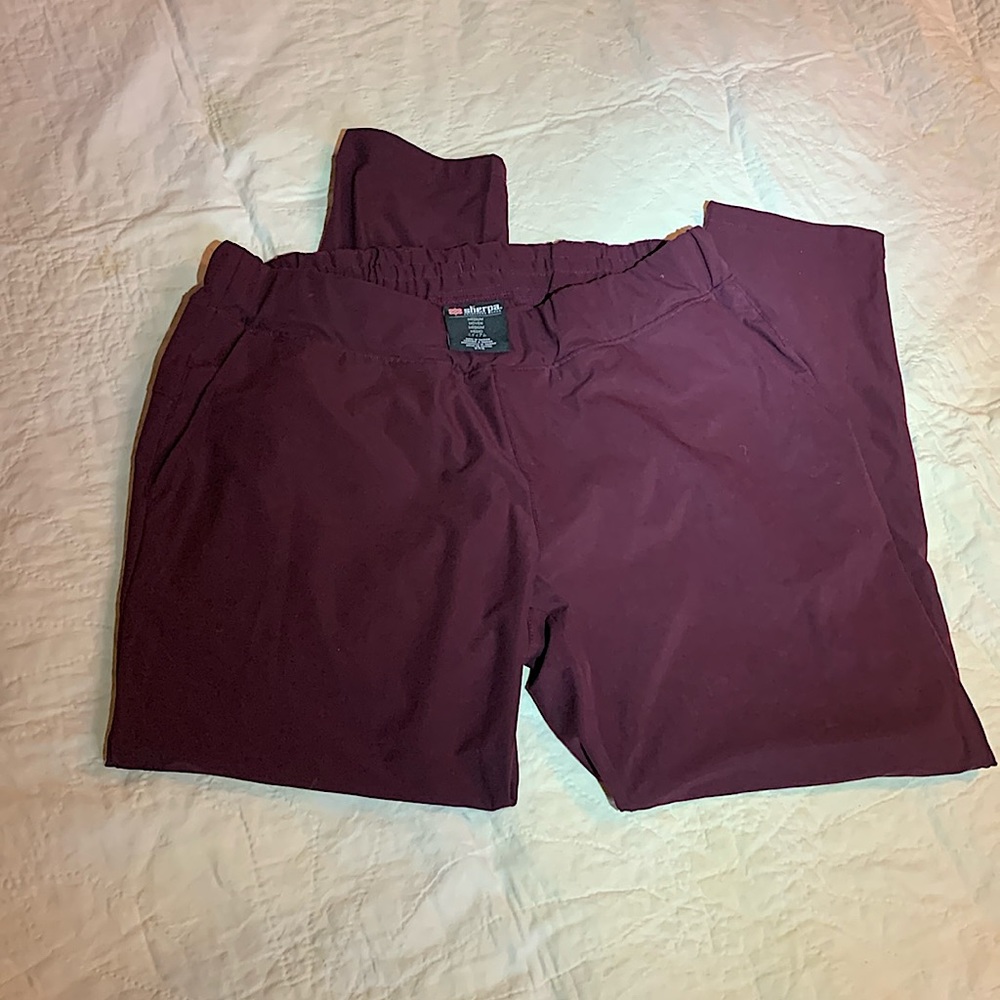 SHERPA Brand Stretch Twill Crop Pants